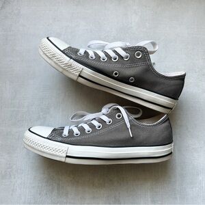 Converse Low Top All Stars in Grey Canvas